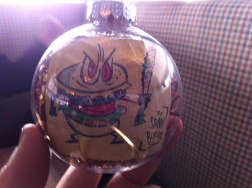 tvskyle:An ornament we made for Not a Burger Stand in Burbank, CA. I made Stabby Burger and Lindsay 