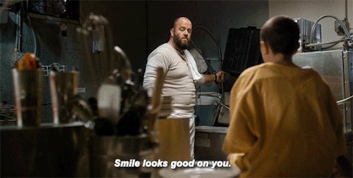 jayqueenofhell:  “Smile looks good on you” 