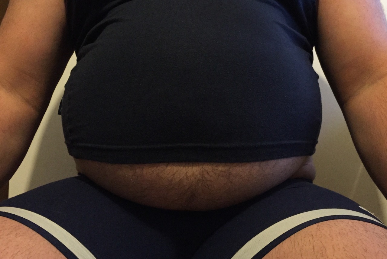 gaininghulk:  Old gym vest and shorts again