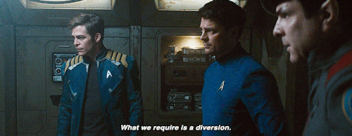 zacharysquinto:  Behind the scenes of ‘Star Trek Beyond’ (2016)