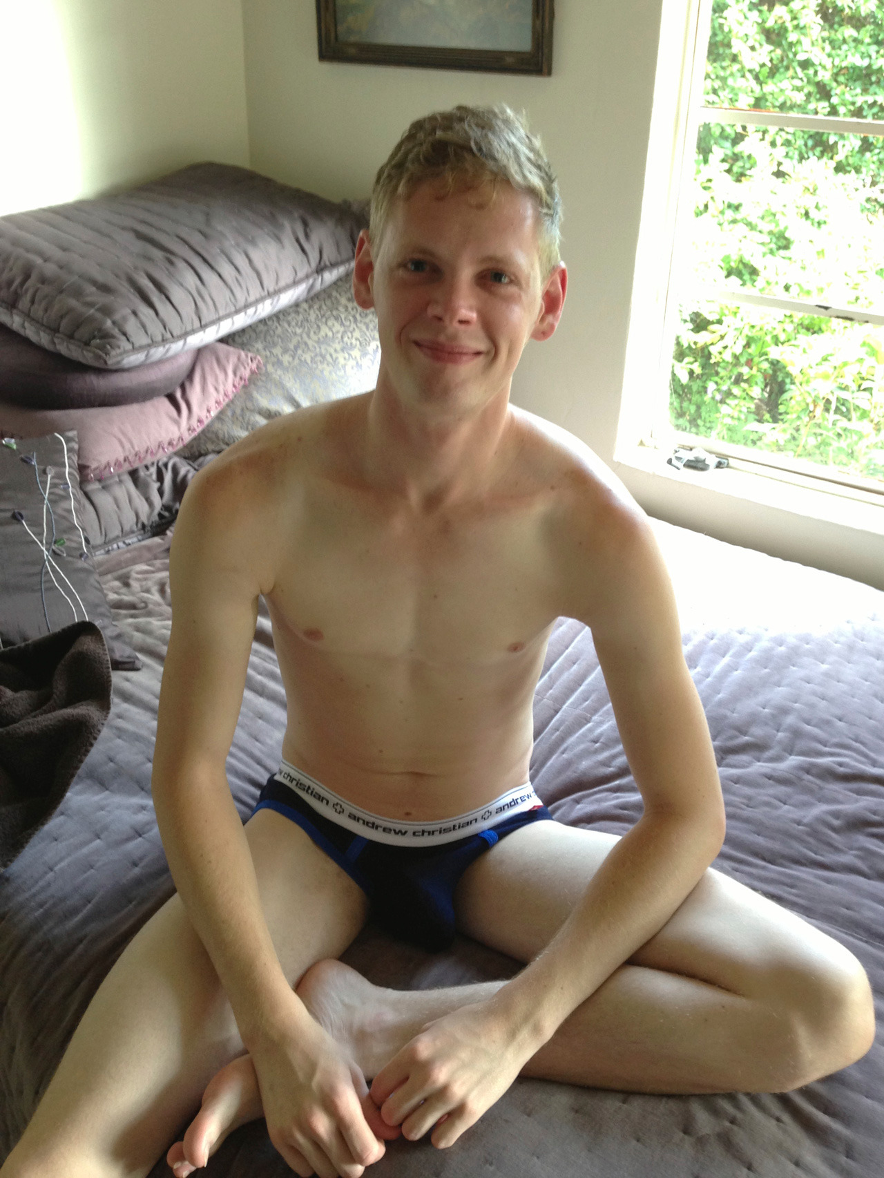 yepsizematters:  gutanmale:  xxx  throat-it-boy.com