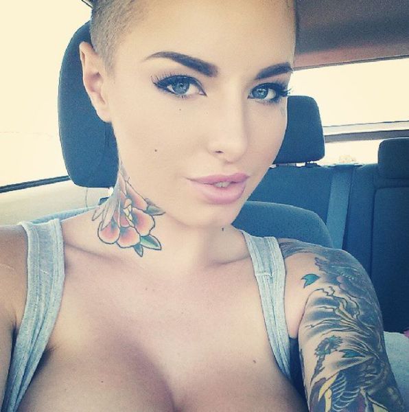 thishornygirl1:  I have such a big girlcrush on Christy Mack. I just wanna spend