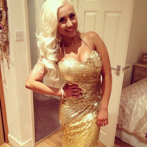 amateur-implant-pics:  @hollydeacon