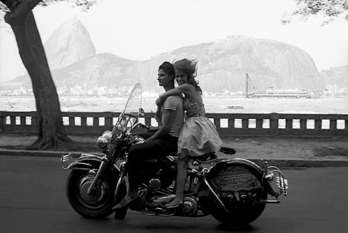 wehadfacesthen - A photo by Frank Horvat, Rio de Janeiro, 1963