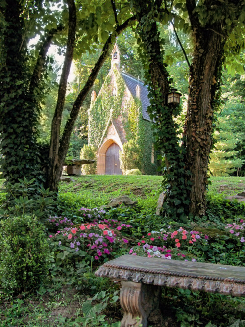 mynocturnality: St. Catherine’s at Bell Gable, Fayetteville, US.