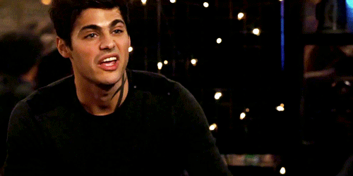 stardustalec: #oh alec sweetie  #you don’t have any tolerance 