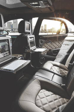 Envyavenue:bentley Mulsanne | Photographer