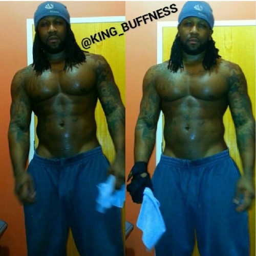 deepthroating-cumsucker:  jamguy26:  turdlefromdabridge:  Dear Gawd….Thank You!  Hottttt  He may fill my throat any day….  twice or more.