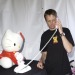 yieri:tony hawk on his hello kitty phone