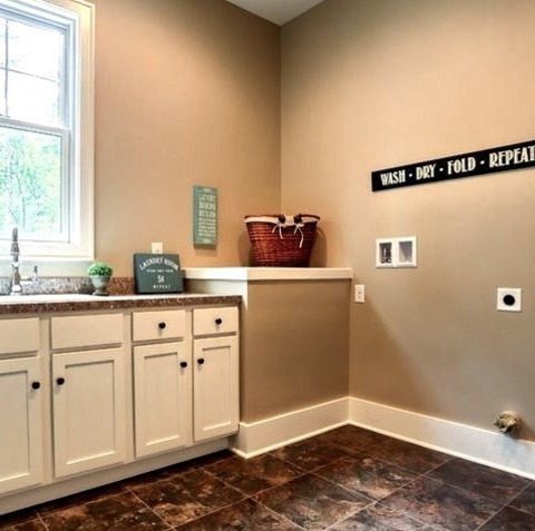 Laundry - Farmhouse Laundry Room Dedicated Laundry Room - Large Country Dedicated Laundry Room Idea With