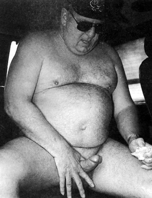 yourdadismyporn:  Freddy Gator - some of the first internet Dad porn I ever saw.