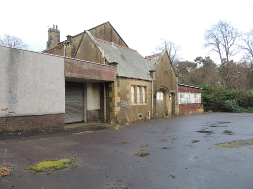 razairazerci:  Bangour Village Hospital — Nov 27, 2013 Due to it’s size, we weren’t able to get around the entire place, and will most likely have to go back to investigate more at a later date. Anyway, everywhere was boarded up and so we couldn’t