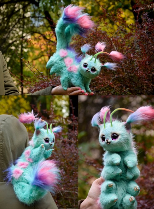 sosuperawesome:  Gakman Creatures on Etsy   See our #Etsy or #Plush tags  