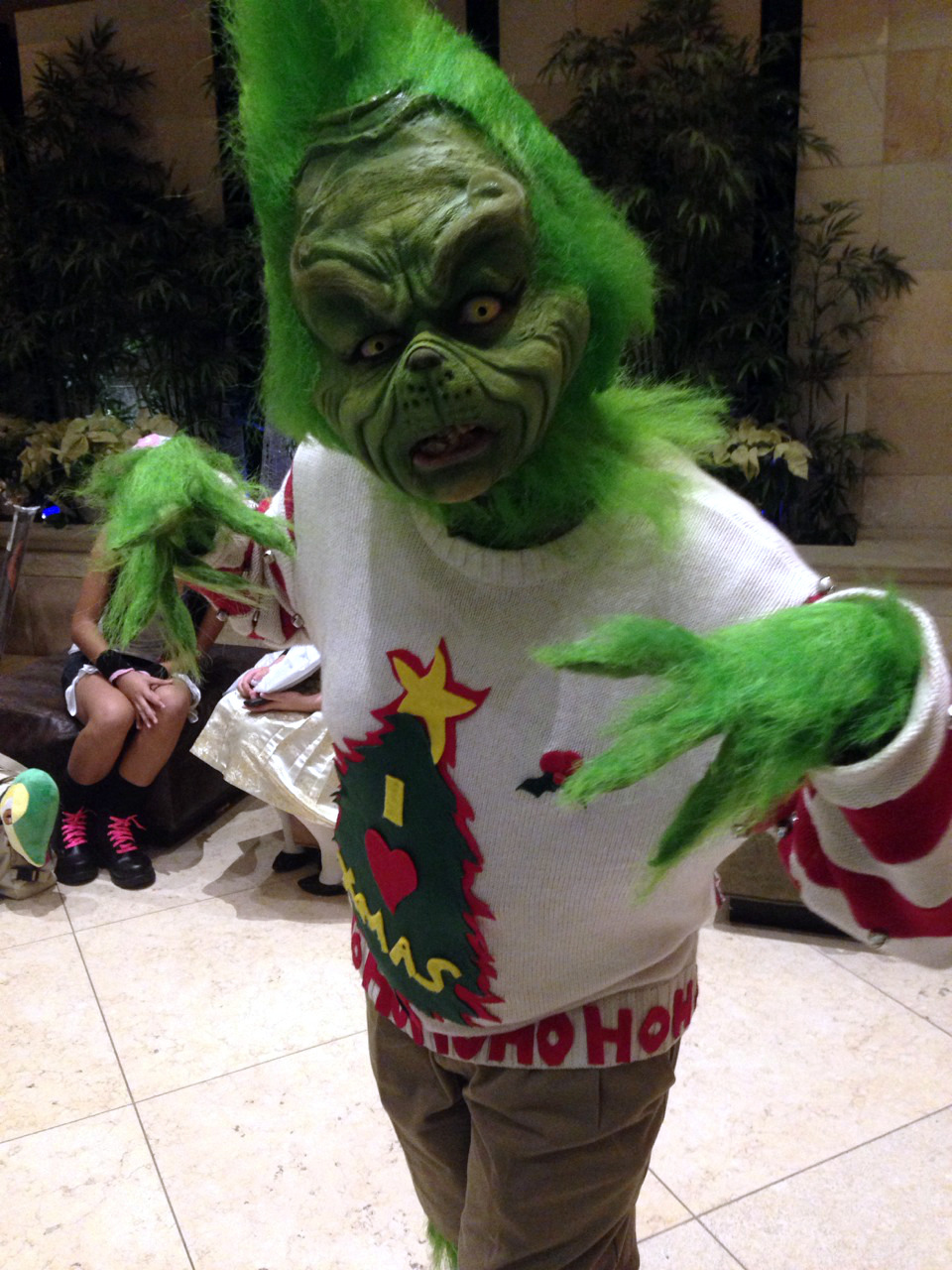 twinzik:  Becoming Grinchy [Progress/Cosplay by Hee-Hee from Twinzik] 