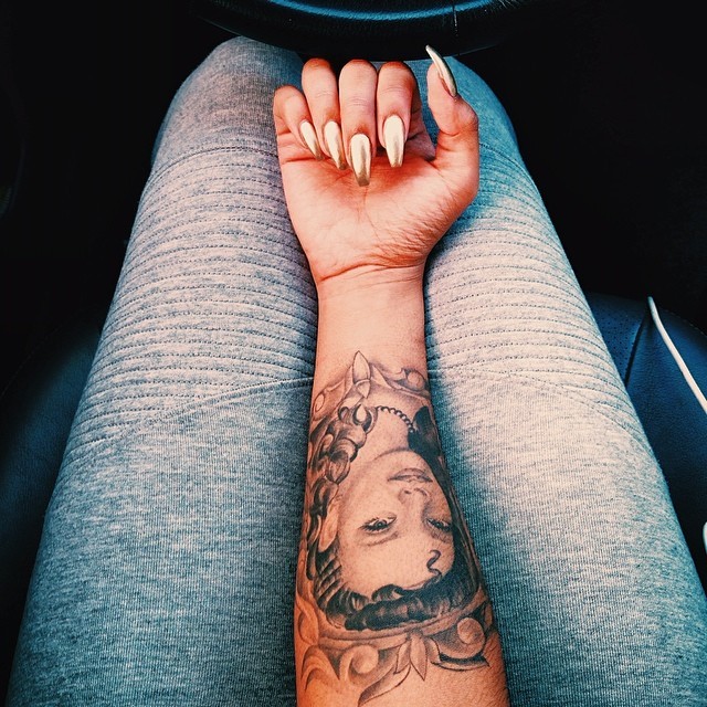 blvckgoldenn:  http://instagram.com/_badgyal_