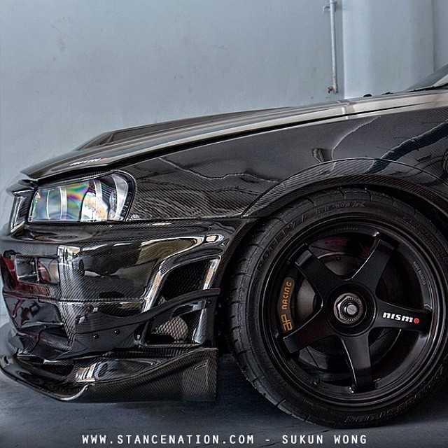 stancenation:  For all you carbon fiber lovers! // Photo By: #sukunwong #stancenation