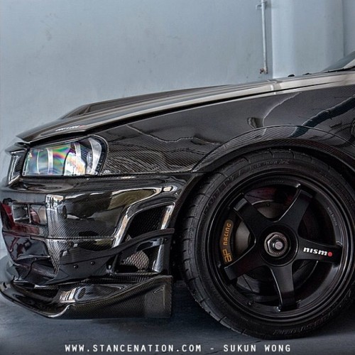 Carbon Fiber Monster.(via StanceNation)