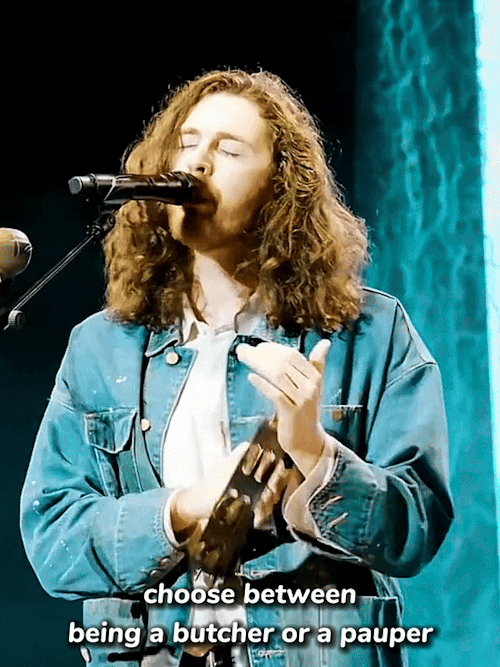 Hozier Perfoming 'Nobody's Soldier' For The First Time At Lollapalooza