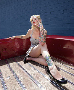 FOXY PIN UPS