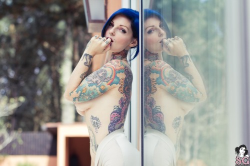 thedarksideofgruff:  Riae