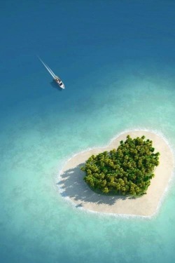 earthunboxed:  Heart Island, Maldives