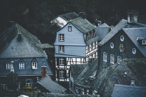 bokehm0n: Monschau, most beautiful old town in Germany.