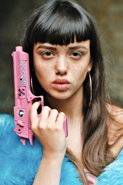 sticksandstonesagency:  BAD ASS MOTHER FUCKERS WITH PINK BEDAZZLED WEAPONS…  VIEW FULL POST 