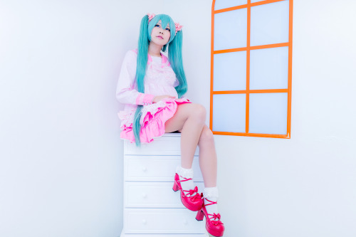 Vocaloid - Miku Hatsune [Sweet Magic] 9HELP US GROW Like,Comment & Share.CosplayJapaneseGirls1.5 - www.facebook.com/CosplayJapaneseGirls1.5CosplayJapaneseGirls2 - www.facebook.com/CosplayJapaneseGirl2tumblr - http://cosplayjapanesegirlsblog.tumblr.com