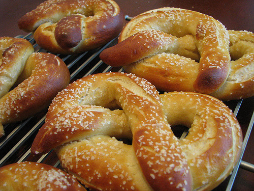 Porn photo cravingsforfood:  Vegan pretzels.