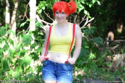 sexy-cosplay-scroll:  Lucy O’Hara as Misty