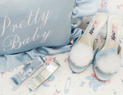 chiffontears:  Princess Cinderella:*+:.｡.*:+☆ キラキラなWinterBlueGoods♡ 