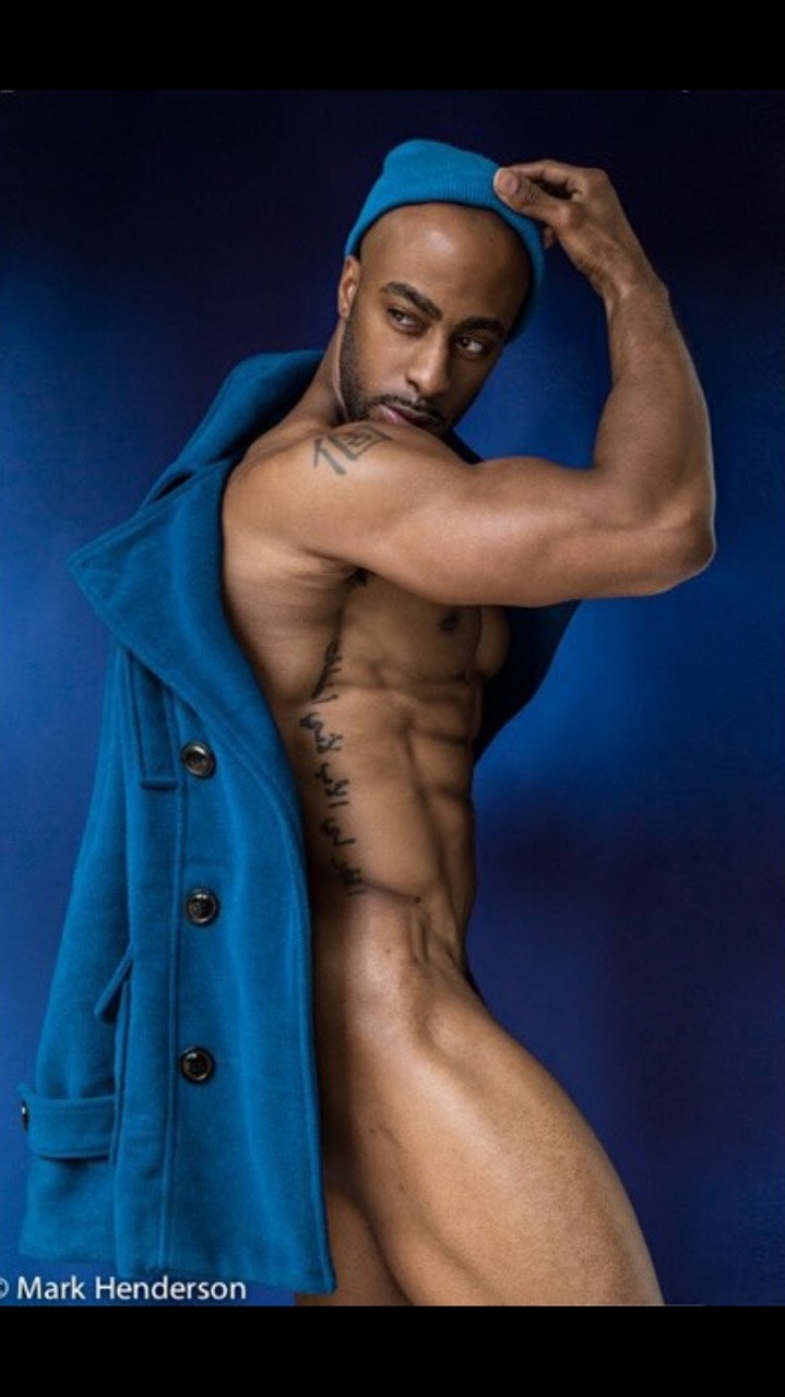 theofficialbadboyzclub:  Damn his dick long and fat