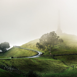 cubagallery:  Auckland on Flickr. Misty view