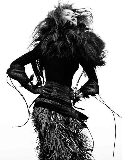 slickcrust:
“ Numéro #126, Sept 2011
“Etoile Filante”
Model: Monika “Jac” Jagaciak
Photographer: Greg Kadel
Stylist: Bill Mullen
Hair: Duffy
Makeup: Mariel Barrera
Manicure: Kiyo Okada
”
