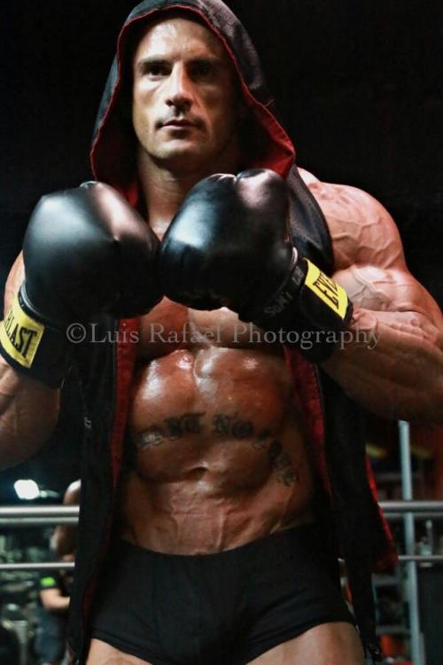 Muscle Lockeroom