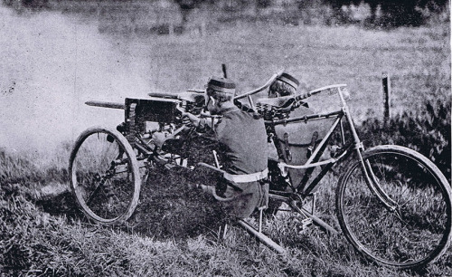 Tandem Maxim gun tricycle, 1st Towers Hamlet Volunteers, 1901.