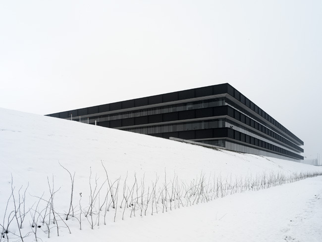 subtilitas:  Claus en Kaan - Netherlands Forensic Institute, Ypenburg 2005. Via,