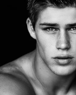 fagggotries: Carson Aldridge [soul artist mgmt] @carsonaldridge  by Blake Ballard 