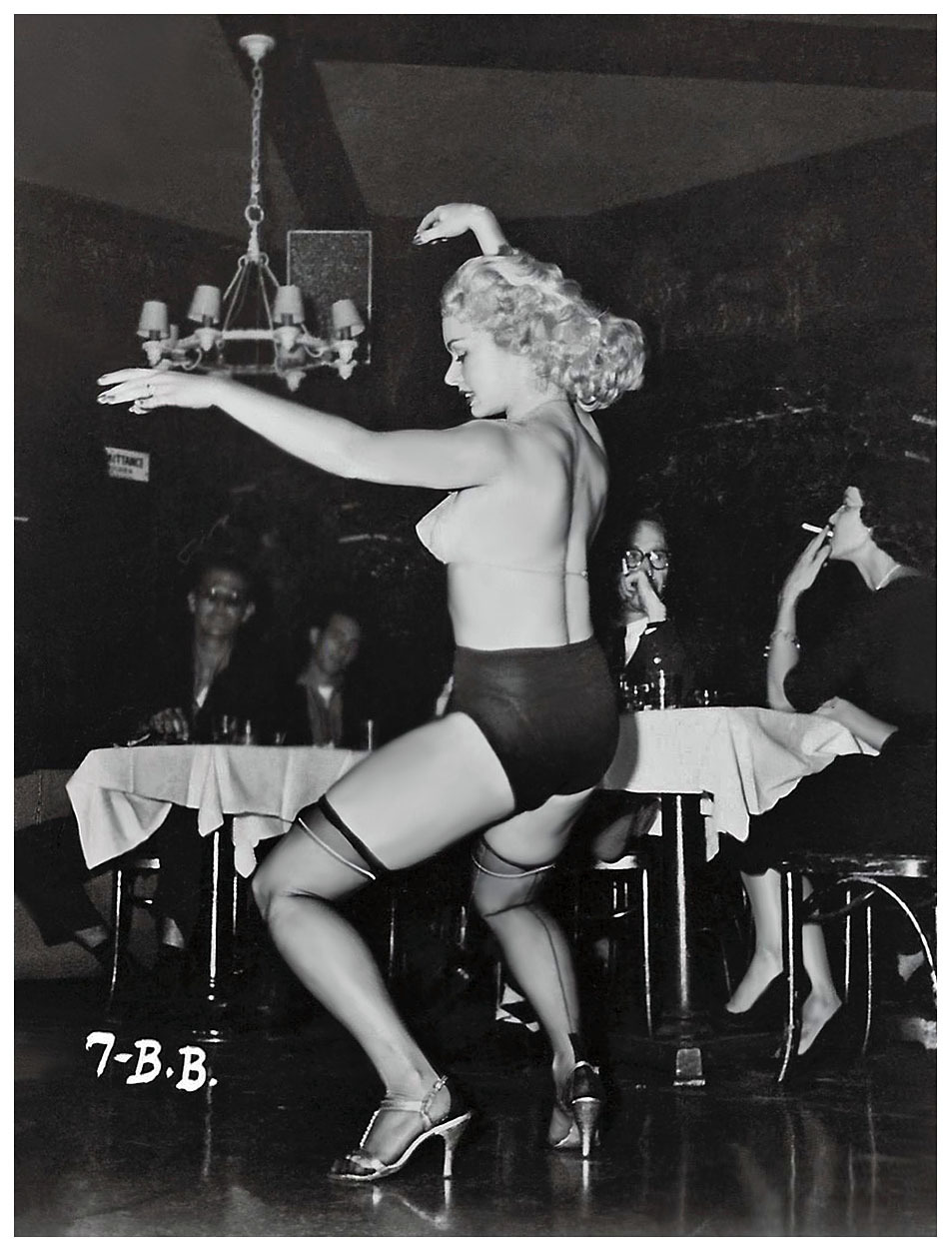 Rita Grable shakes things up, during a performance at an unidentified 50’s-era