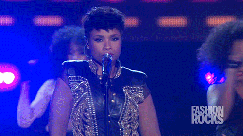 Jennifer Hudson brought the house down with her insane vocals! Watch her It’s Your World perfo
