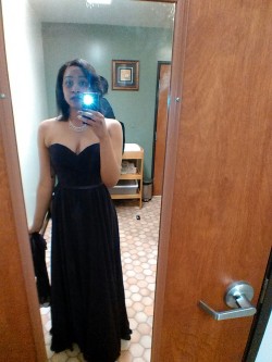smoochesfromstacey:  Bridesmaid in my aunts