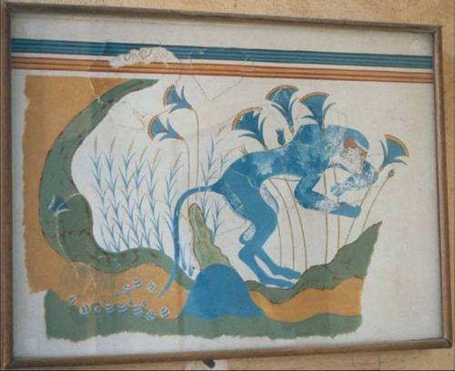 hehasawifeyouknow: These are the famous blue monkeys from the frescoes at Knossos, Crete. They are t