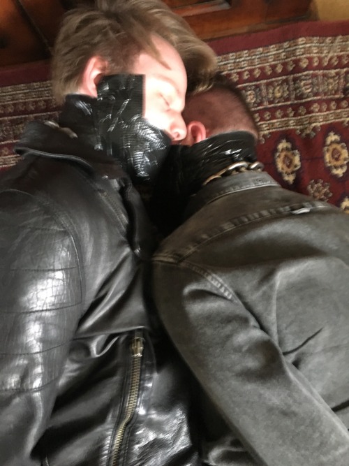 jamesbondagesx:  Two lads captured and restrained. 