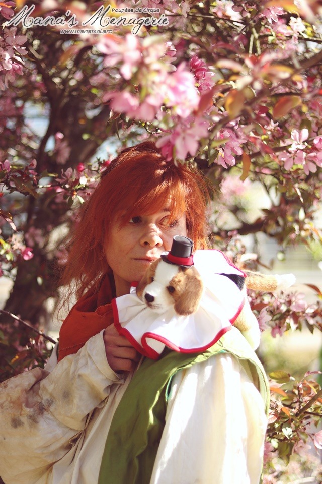 Red at the Bookfair, Spring blossoms <3 As mentioned ages  I really liked this spot. Photos by @adragonstale