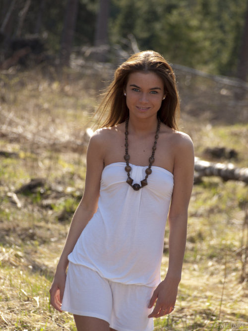 joeythecat24:  The Stunning Lachia 