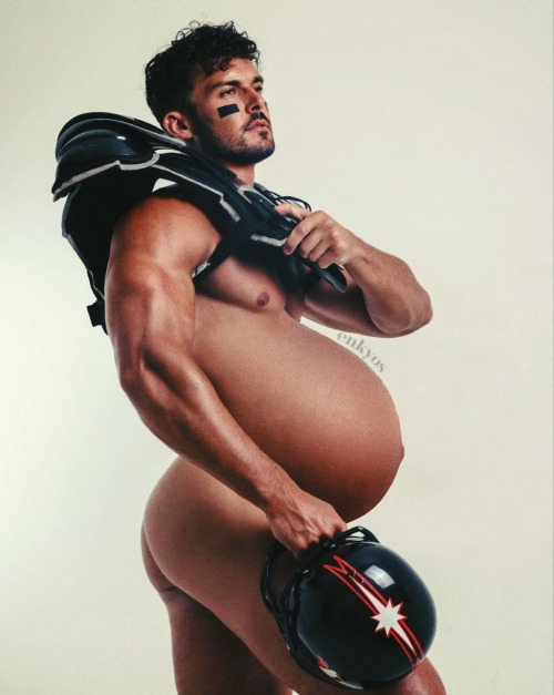 Star Athlete - Looks Like Somebodys Been Messing Around In The Locker Room After Dark. Wonder Which Teammate