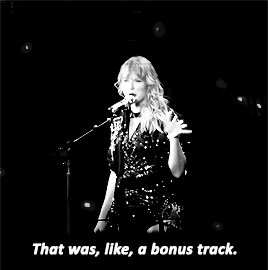 lovetheplayers:Taylor after she sang Come Back Be Here in Toronto, Ontario (August 4, 2018)