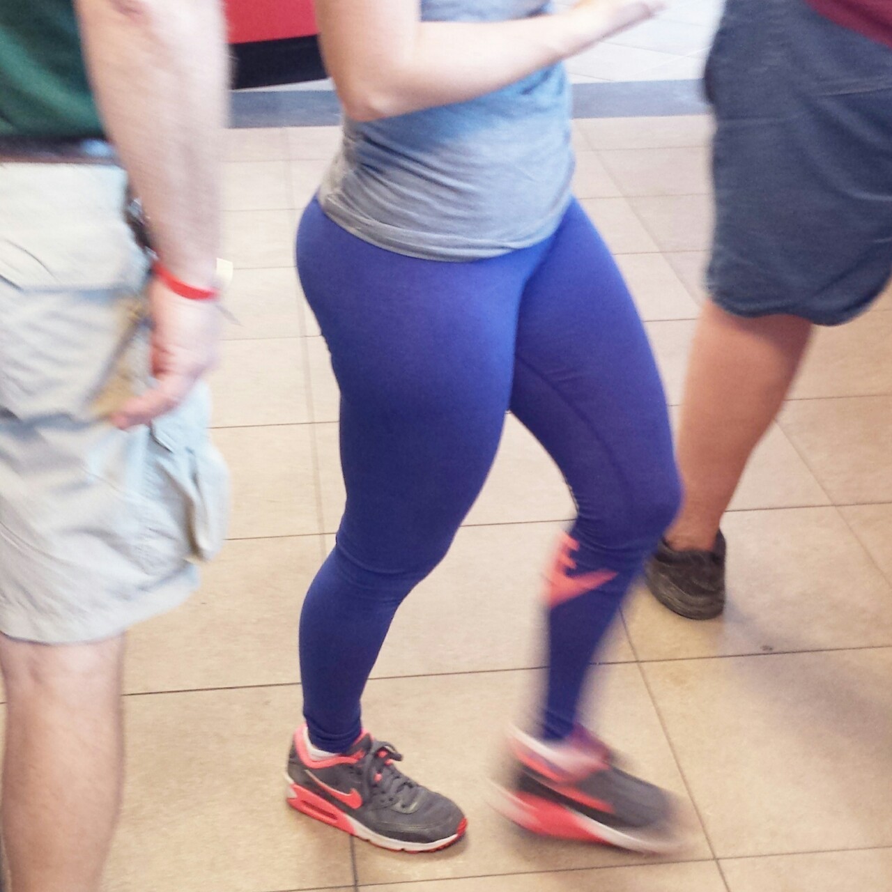 orallvr70:  creeplvr70:  QuickTrip Creeping  @creeplvr4