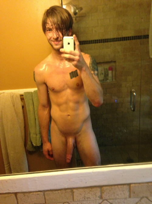 ...AND YET ANOTHER UNNECESSARY GAY NUDITY BLOG