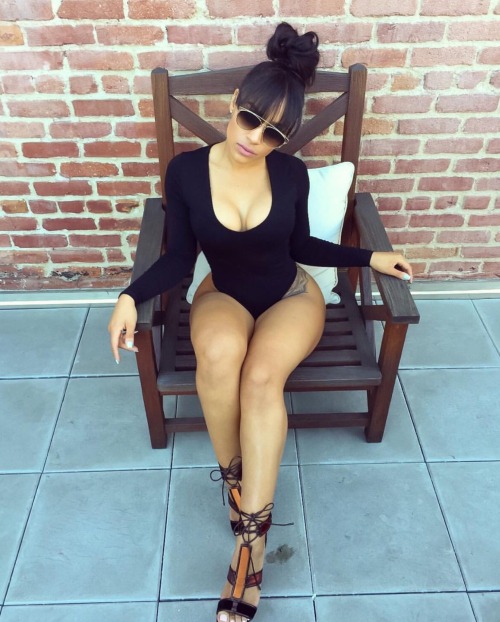 larosedechanel:  tatianasymone:  👑  Xx